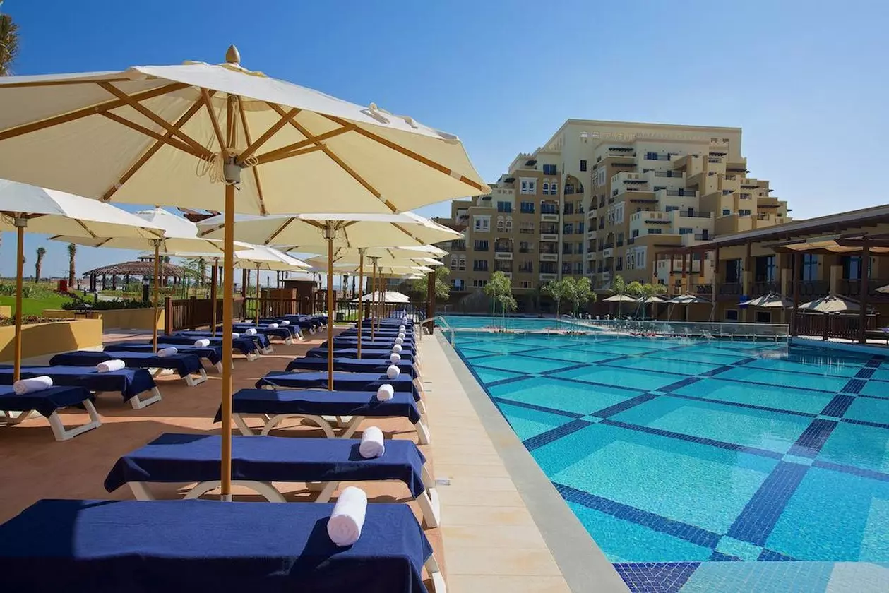 267890RIXOS_SHABAVIZPARVAZ4.jpg