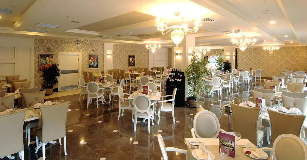 375706viking_star_antalya_shabavizparvaz_07.jpg