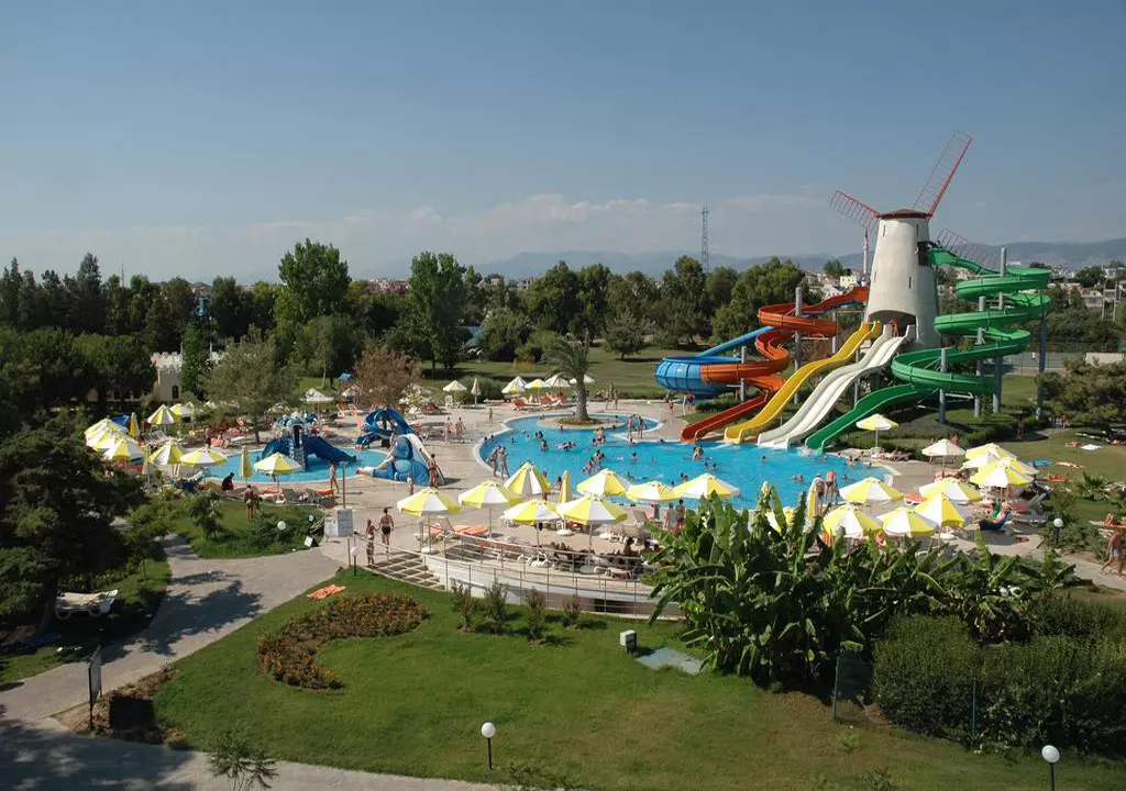 608709starlight_resort_shabavizparvaz_19.jpg