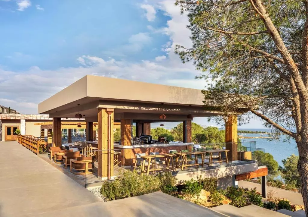 AKRA DIDIM HOTEL RESTAURANT VIEW 2