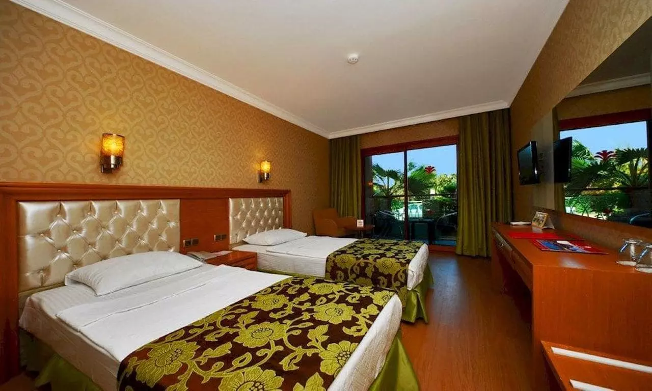 948809PASABEY9_SHABAVIZ.jpg 948809PASABEY9_SHABAVIZ.jpg