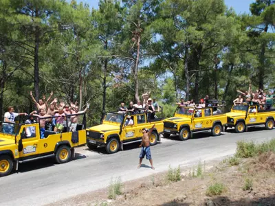 Bodrum-Excursions-Jeep-Safari_shabavizparvaz.jpg