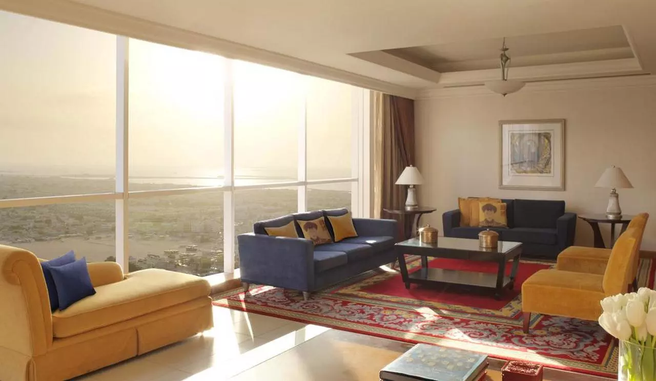 FAIRMONT_EDIT.jpg FAIRMONT_EDIT.jpg