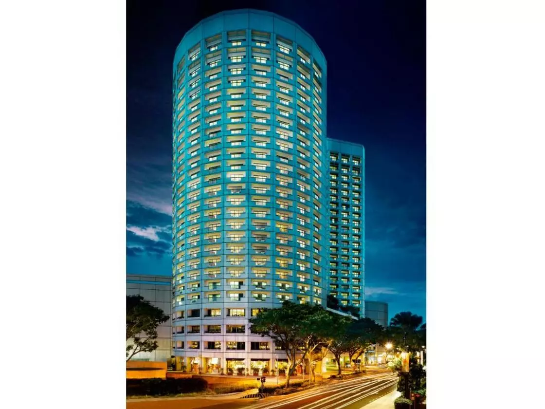 FAIRMONT_SHABAVIZPARVAZ.jpg FAIRMONT_SHABAVIZPARVAZ.jpg