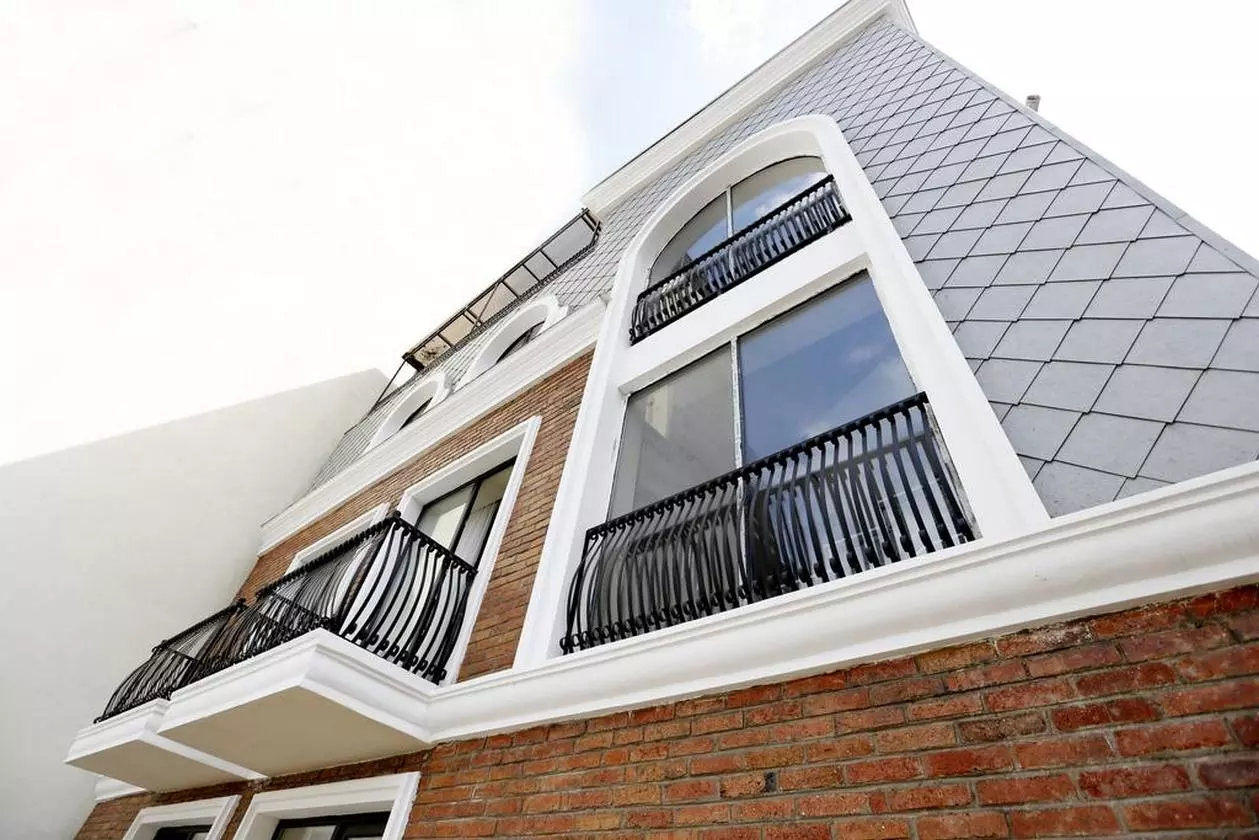 GNG-EDIT.jpg GNG-EDIT.jpg