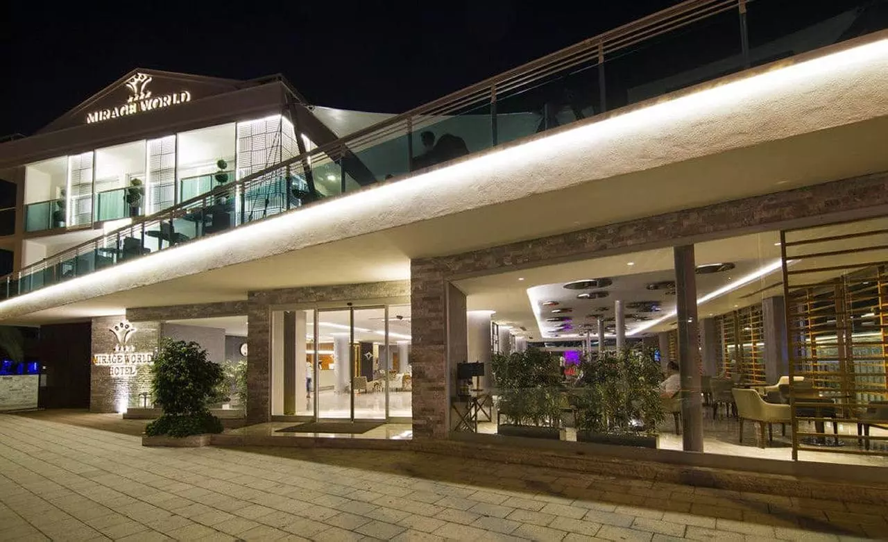 MIRAGEWORLD1_SHABAVIZ.jpg MIRAGEWORLD1_SHABAVIZ.jpg