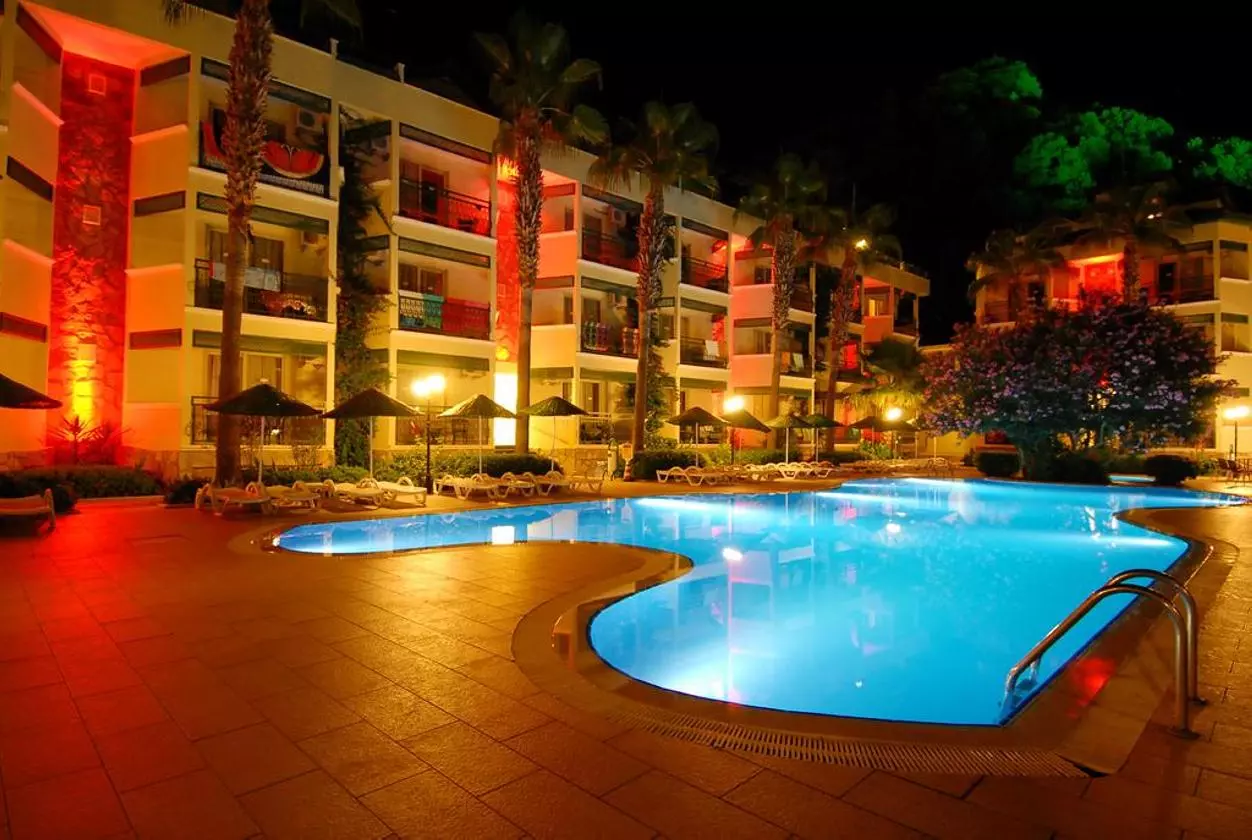 MIRAGEWORLD4-SHAABVIZ.jpg MIRAGEWORLD4-SHAABVIZ.jpg