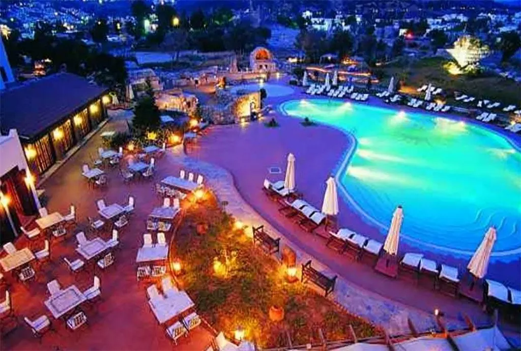 Myndos-Resort-shabavizparvaz_02.jpg