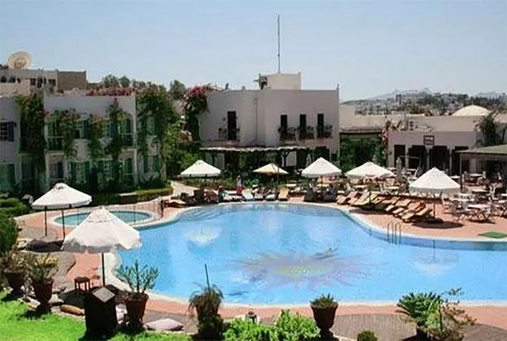 Myndos-Resort-shabavizparvaz_03.jpg