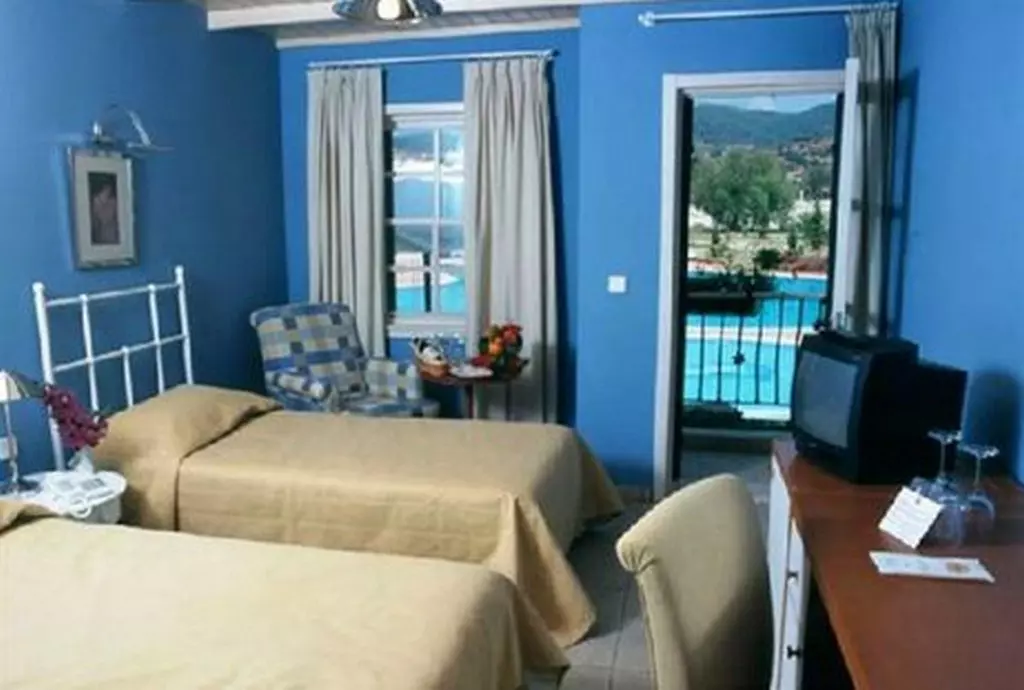 Myndos-Resort-shabavizparvaz_05.jpg