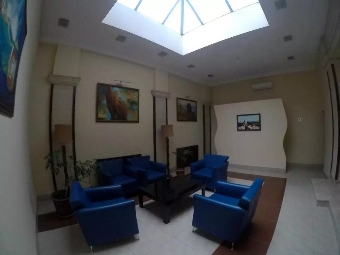 PREMIER_SHABAVIZ.jpg PREMIER_SHABAVIZ.jpg