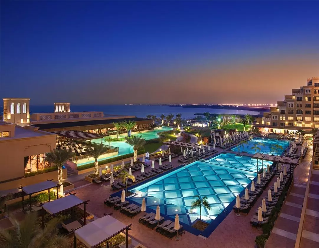 RIXOS_SHABAVIZPARVAZ9.jpg