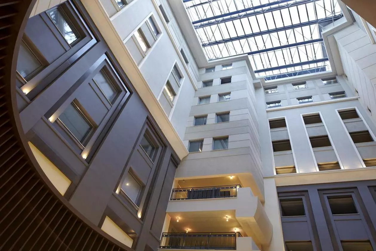 WYNDHAM_SHABAVIZ.jpg WYNDHAM_SHABAVIZ.jpg