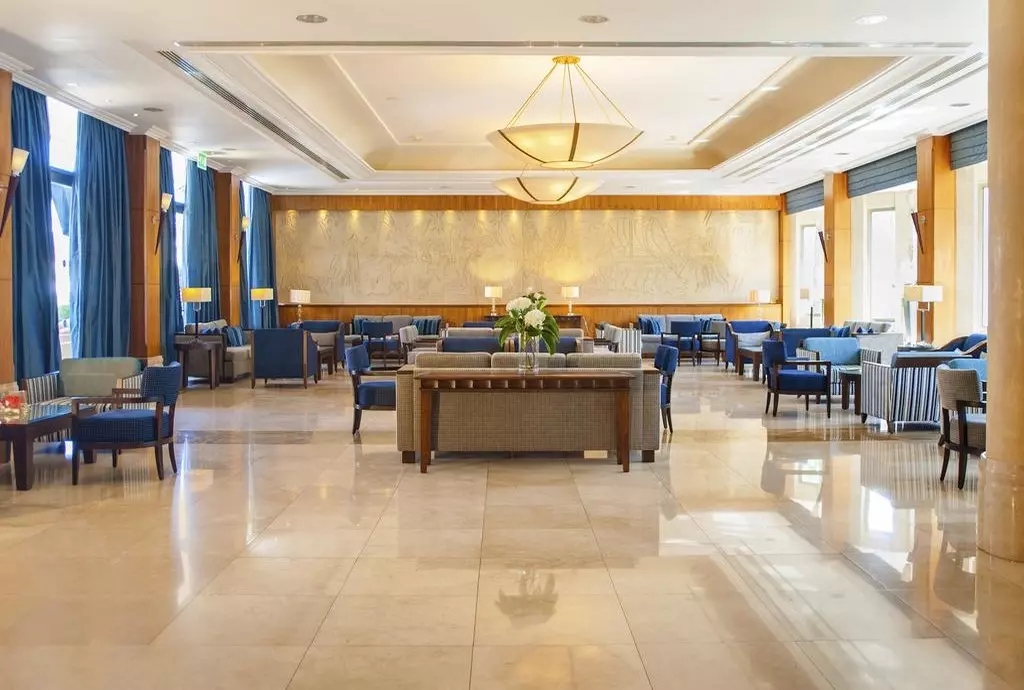 ajax_hotel_limassol_shabavizparvaz_03.jpg