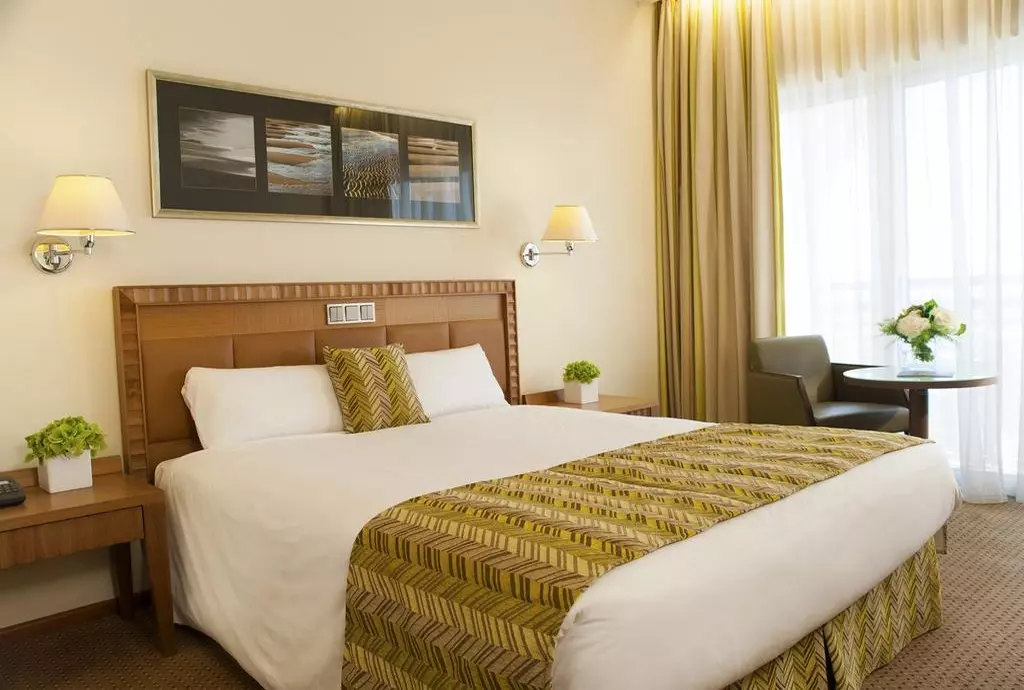 ajax_hotel_limassol_shabavizparvaz_05.jpg