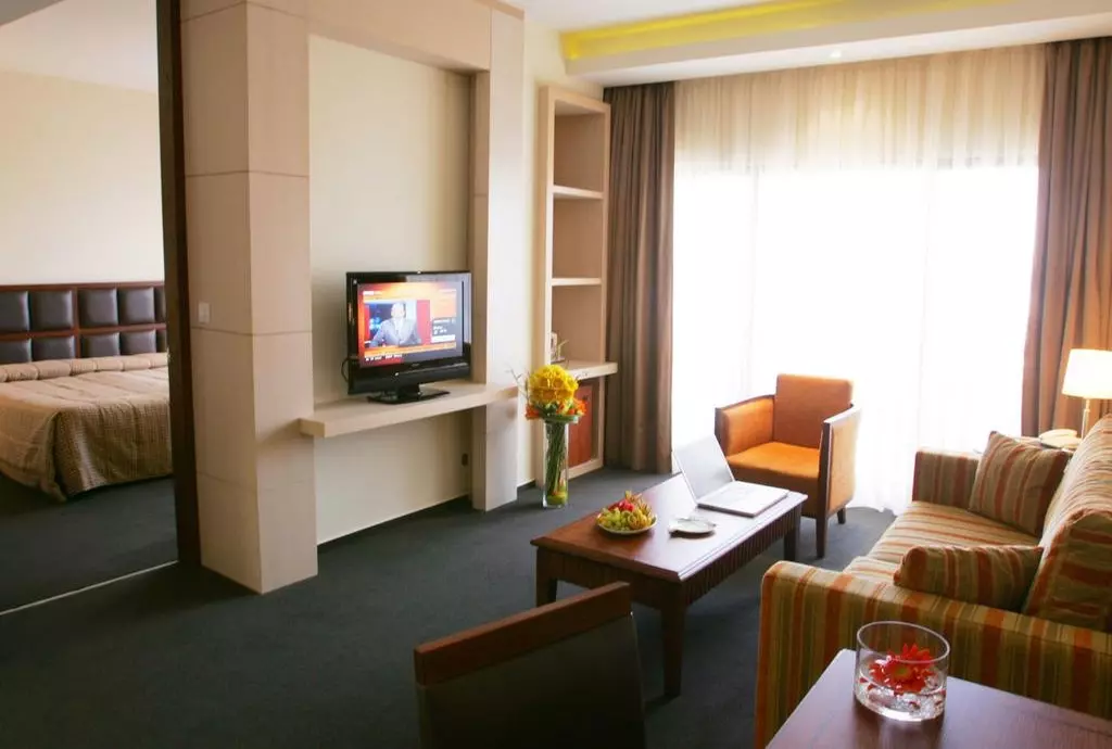 ajax_hotel_limassol_shabavizparvaz_12.jpg