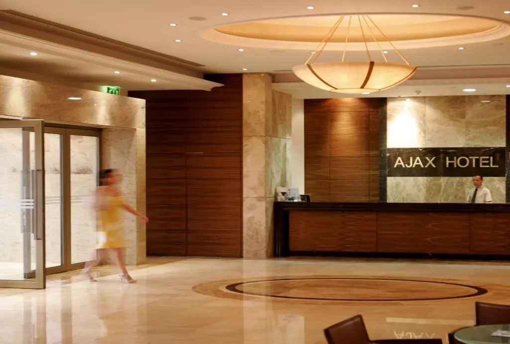 ajax_hotel_limassol_shabavizparvaz_23.jpg