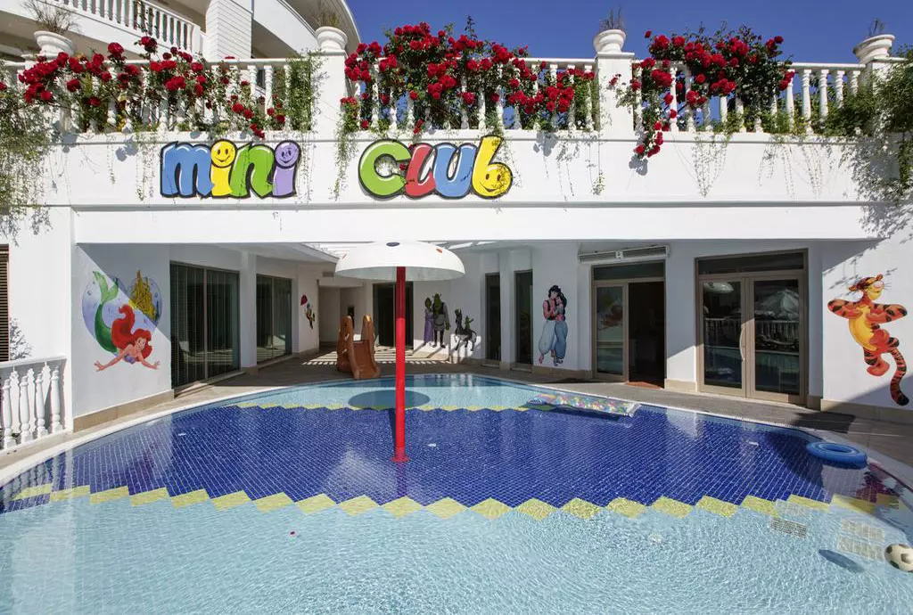 alba_queen_shabavizparvaz_08.jpg alba_queen_shabavizparvaz_08.jpg