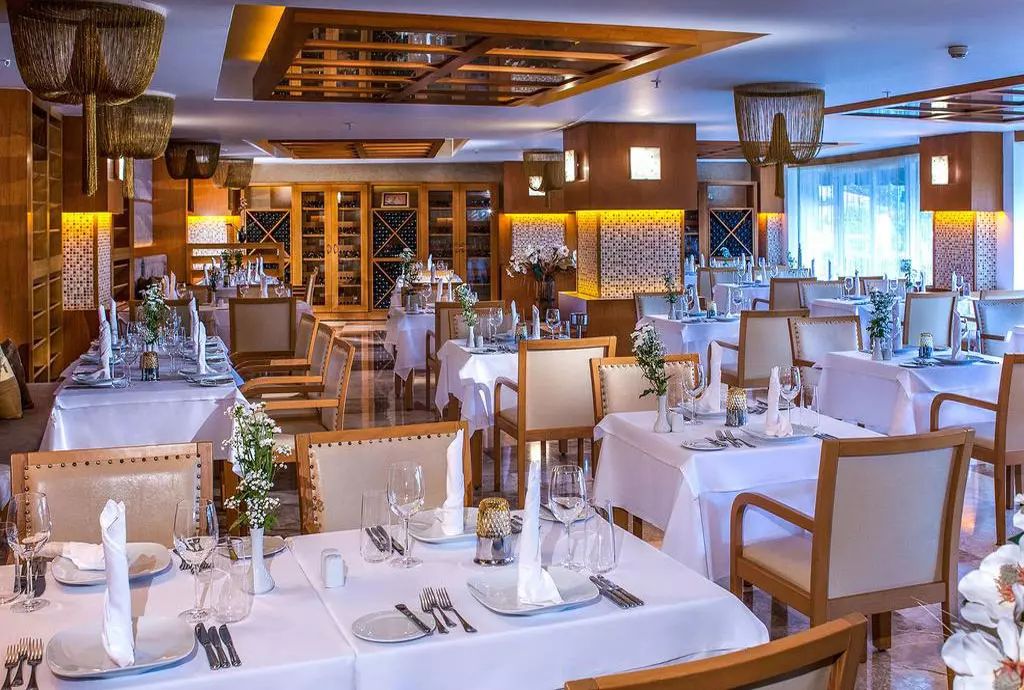 alkoclar_exclusive_kemer_shabavizparvaz_14.jpg alkoclar_exclusive_kemer_shabavizparvaz_14.jpg