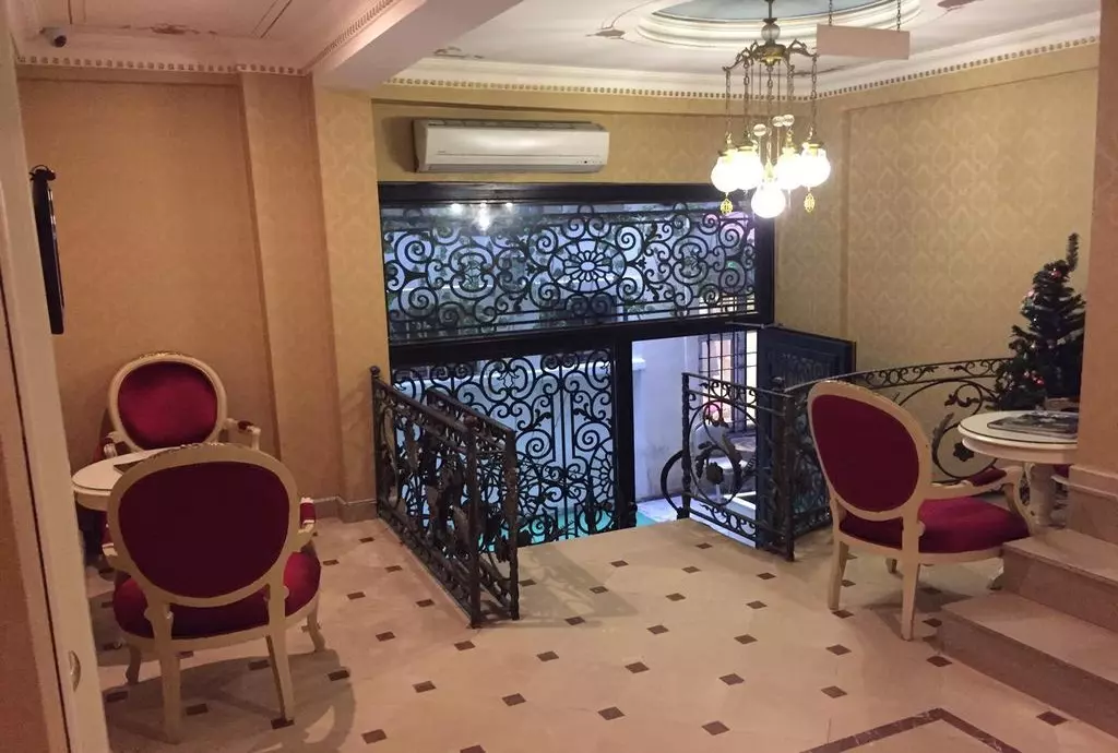 alyon_istanbul_shabavizparvaz_04.jpg alyon_istanbul_shabavizparvaz_04.jpg