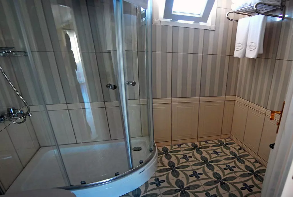 alyon_istanbul_shabavizparvaz_10.jpg alyon_istanbul_shabavizparvaz_10.jpg