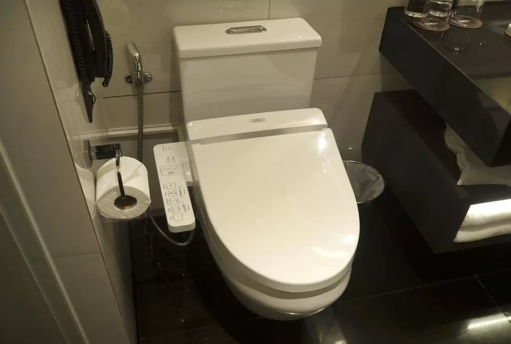 amara_bangkok_shabavizparvaz_15.jpg amara_bangkok_shabavizparvaz_15.jpg