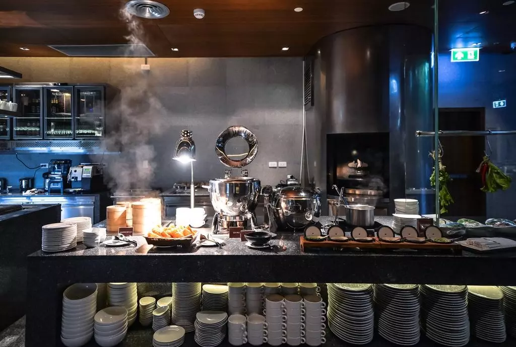 amara_bangkok_shabavizparvaz_23.jpg amara_bangkok_shabavizparvaz_23.jpg