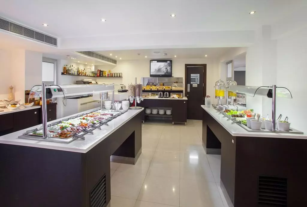 amorgos_boutique_hotel_shabavizparvaz_07.jpg