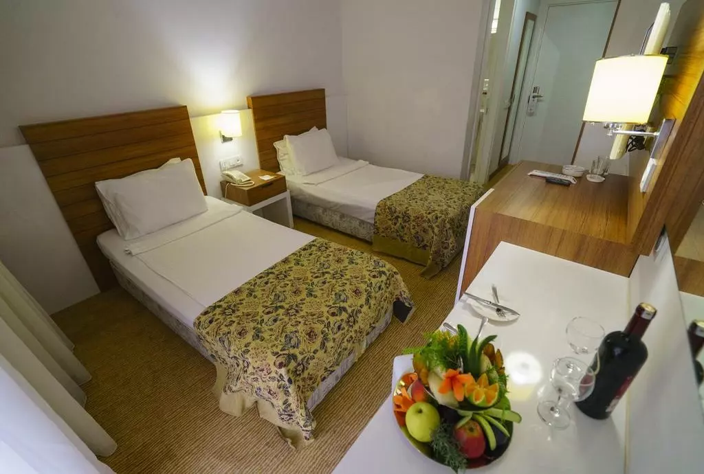 armas_gul_beach_antalya_shabavizparvaz_05.jpg armas_gul_beach_antalya_shabavizparvaz_05.jpg