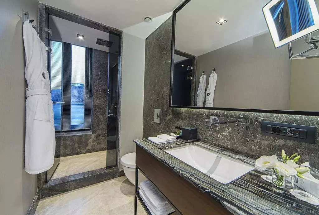 art_hotels_shabavizparvaz_19.jpg art_hotels_shabavizparvaz_19.jpg