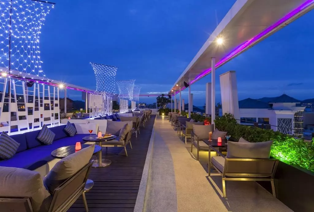 ashlee_hub_phuket_shabavizparvaz_07.jpg