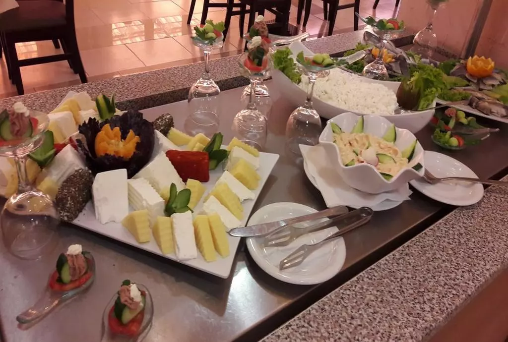 atlas_hotel_varna_shabavizparvaz_02.jpg atlas_hotel_varna_shabavizparvaz_02.jpg