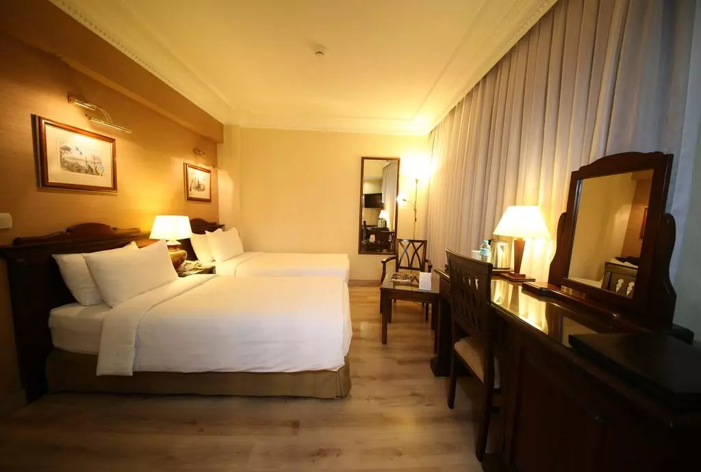 cartoon_istanbul_shabavizparvaz_07.jpg cartoon_istanbul_shabavizparvaz_07.jpg