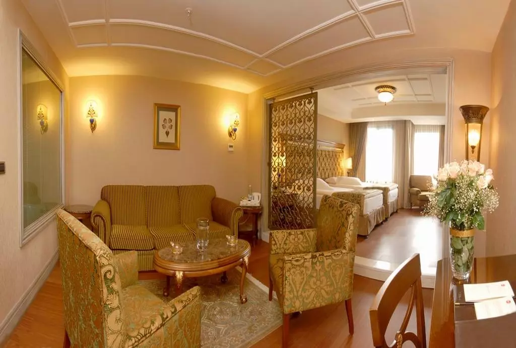 central_palace_istanbul_shabavizparvaz_07.jpg