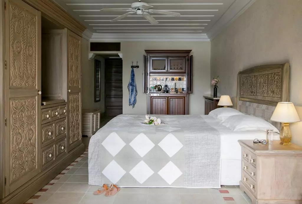 cloumbia_beach_resort_limassol_shabavizparvaz_13.jpg