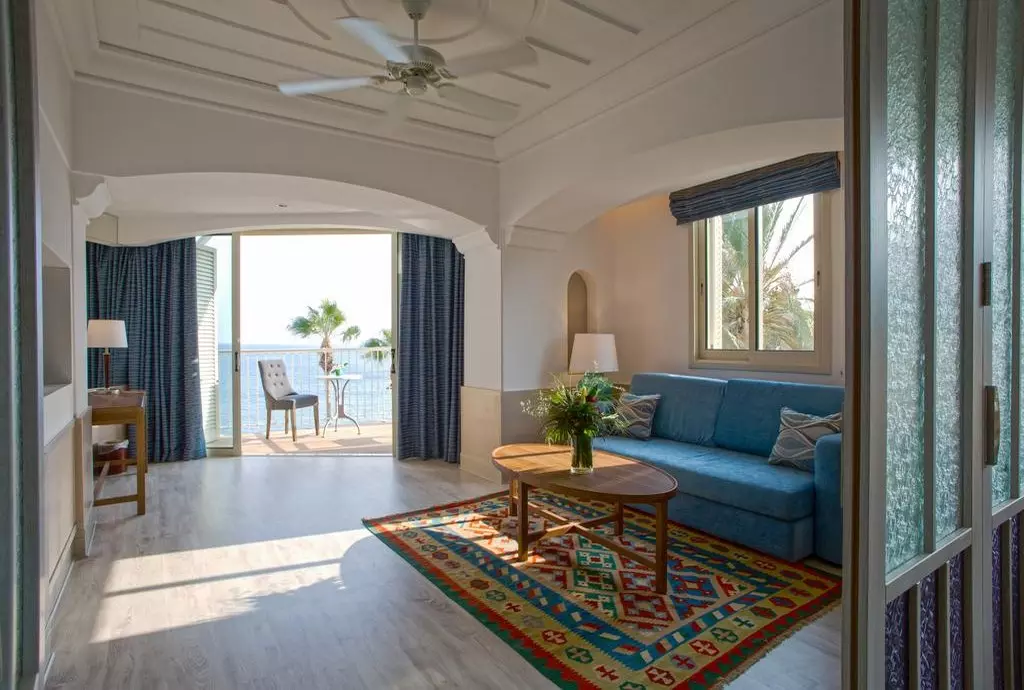 cloumbia_beach_resort_limassol_shabavizparvaz_17.jpg