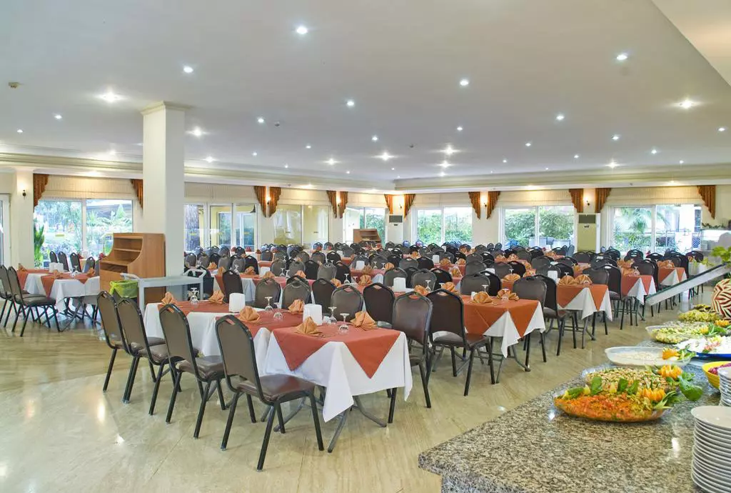 club_hotel_sunbel_shabavizparvaz_16.jpg