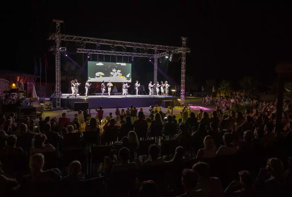club_mega_saray_shabavizparvaz_10.jpg