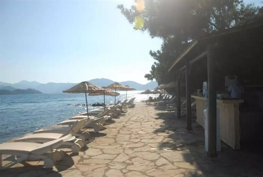 club_nimara_beach_resort_shabavizparvaz_07.jpg