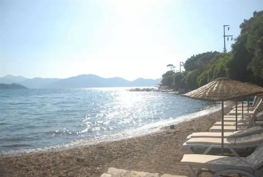 club_nimara_beach_resort_shabavizparvaz_09.jpg