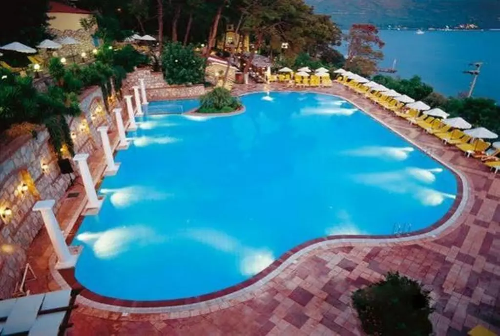 club_nimara_beach_resort_shabavizparvaz_12.jpg