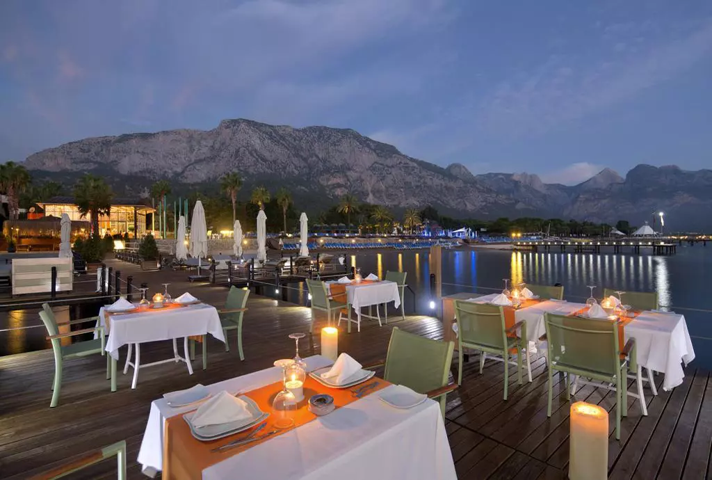 club_salima_shabavizparvaz_11.jpg club_salima_shabavizparvaz_11.jpg