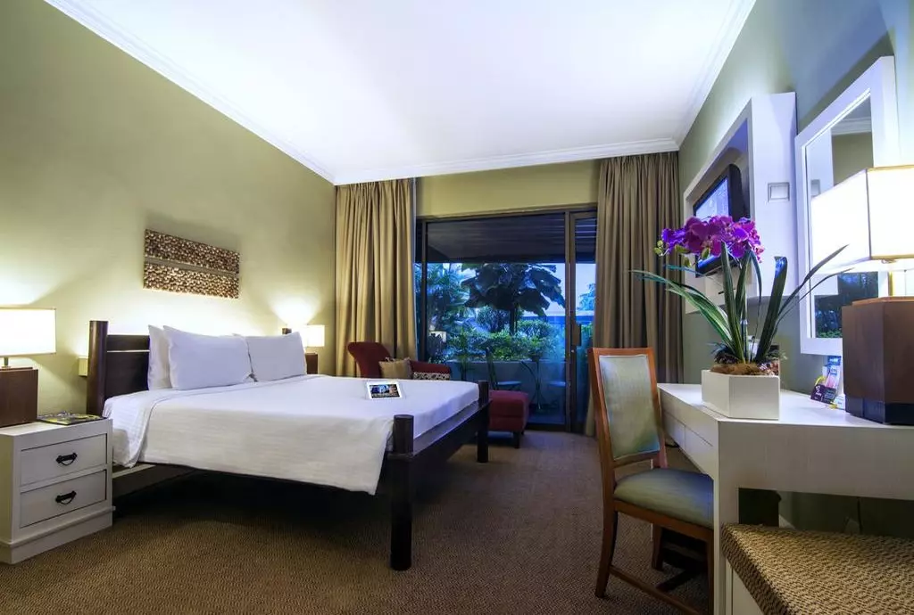 corus_hotel_shabavizparvaz_16.jpg