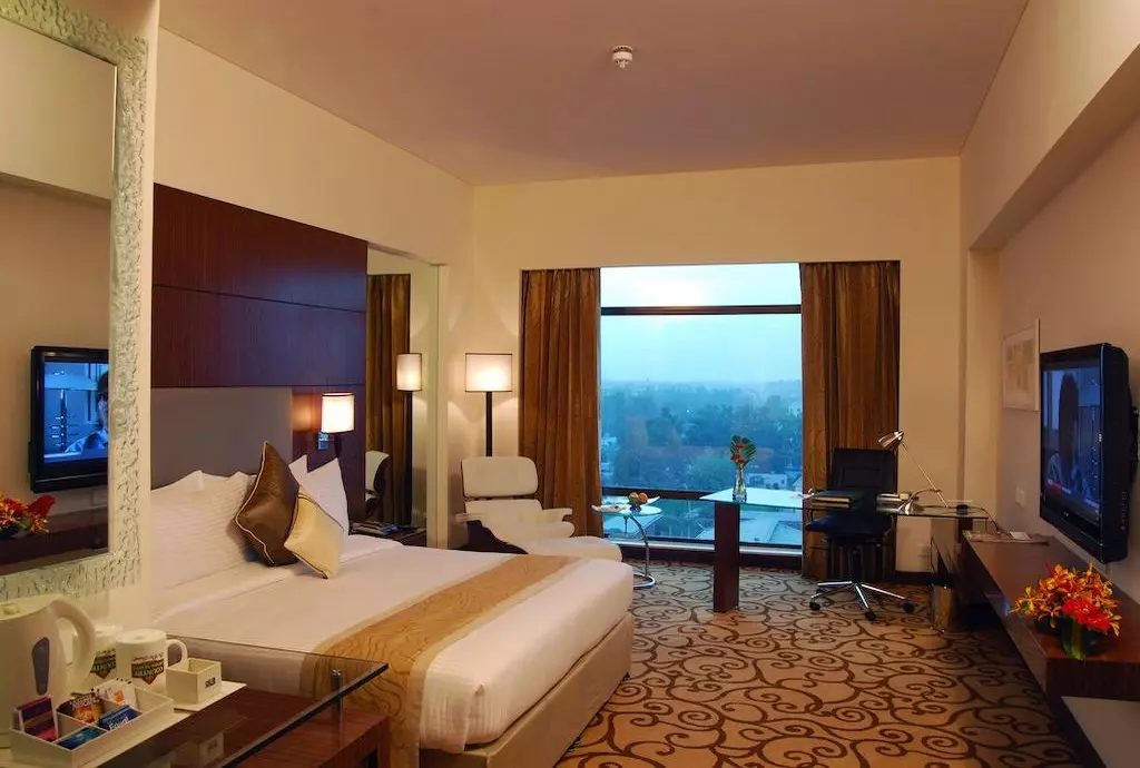 country_inn_suites_by_radisson_delhi_shabavizparvaz_04.jpg