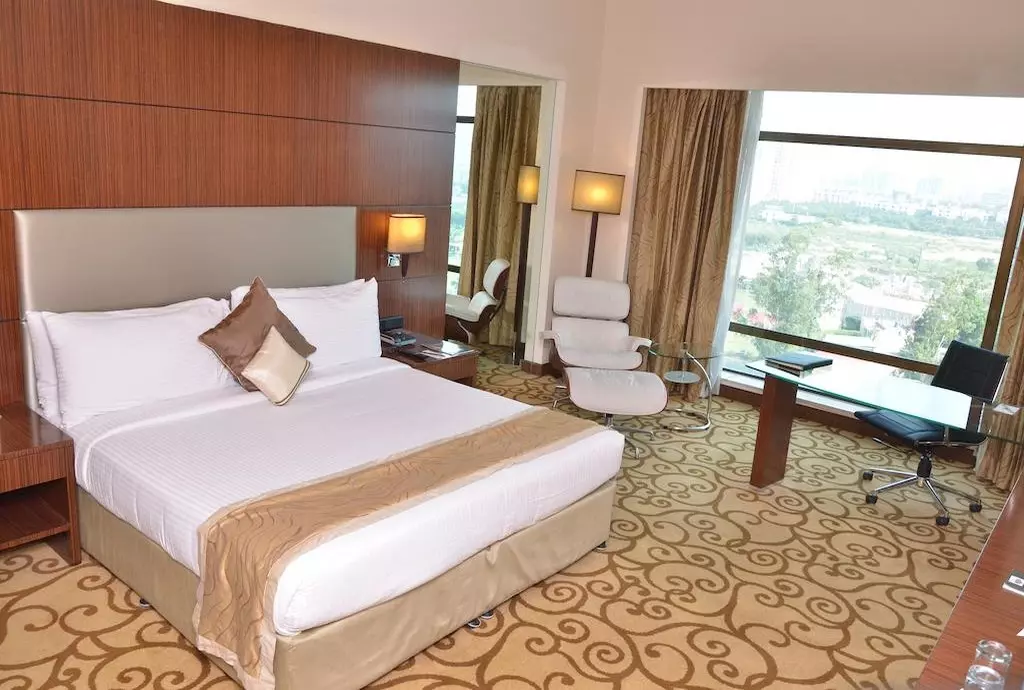 country_inn_suites_by_radisson_delhi_shabavizparvaz_06.jpg