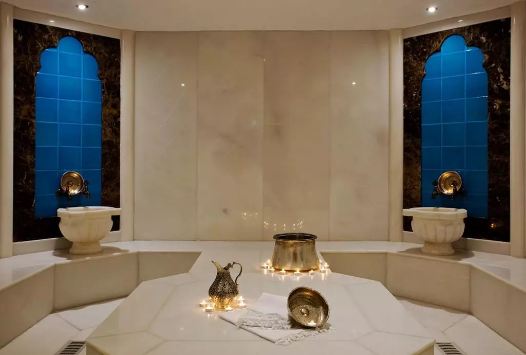 crown_plaza_haribiye_shabavizparvaz_07.jpg crown_plaza_haribiye_shabavizparvaz_07.jpg