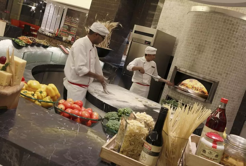 crown_plaza_jaipur_shabavizparvaz_17.jpg crown_plaza_jaipur_shabavizparvaz_17.jpg