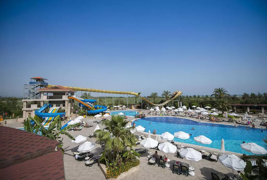 crysta_paraiso_verde_resort_shabavizparvaz_19.jpg