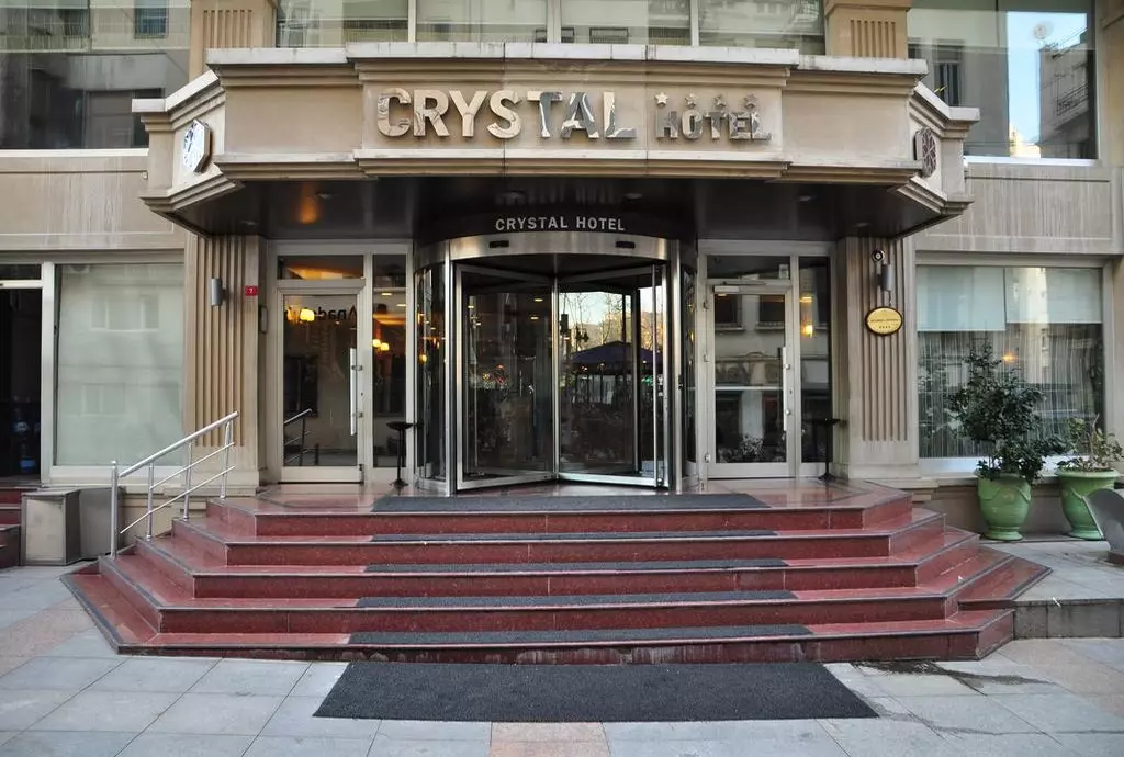 crystal_istanbul_shabavizparvaz_02.jpg