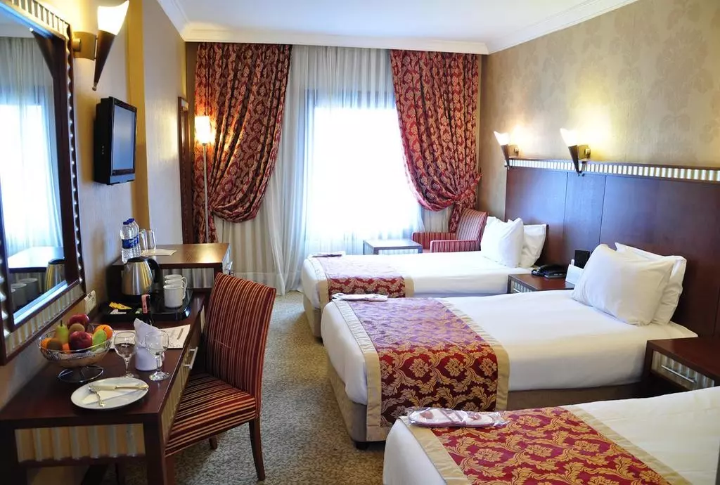 crystal_istanbul_shabavizparvaz_04.jpg